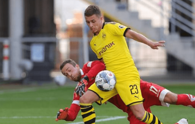 瓦拉多利德对阿尔梅里亚：求胜的艰难对决的简单介绍