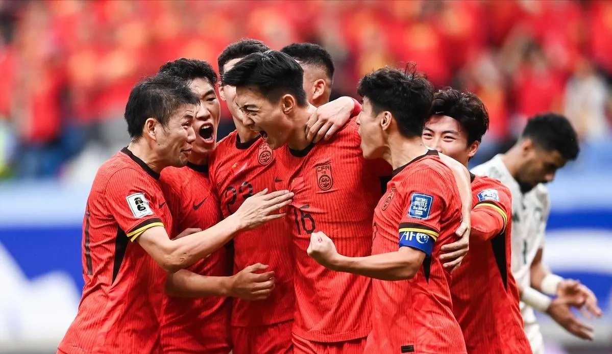 球员意志坚定，比赛中展现出团结合作的默契