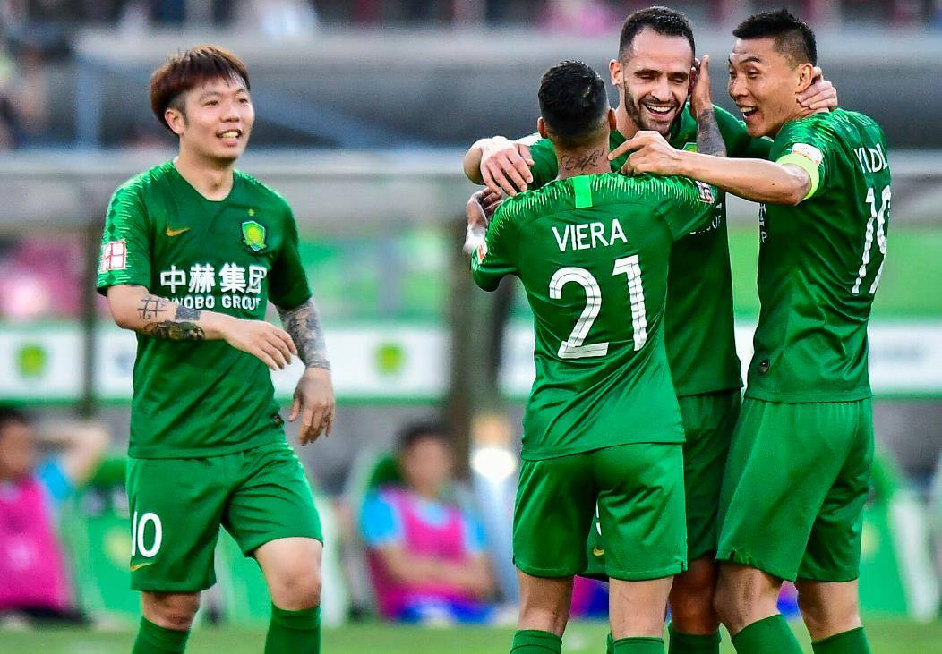 包含球员表现不俗，成为球队发展核心的词条