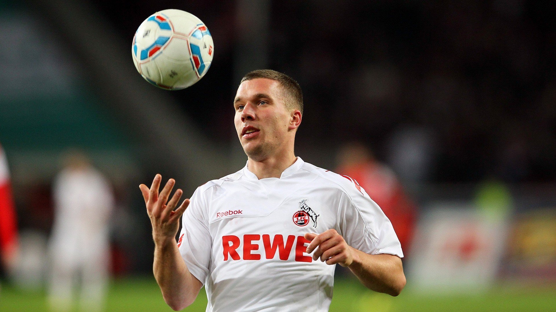 包含广州队士气爆棚，亚洲杯四强战遇上北京国安，目标明确直指晋级的词条